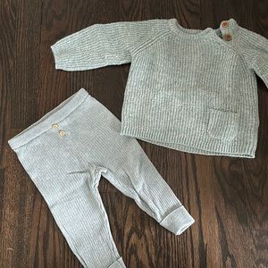Zara baby 6-9mo mint green sweater and legging set